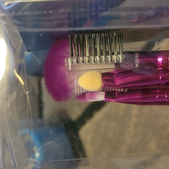 GLAM TOOLS 6 Piece Cosmetic set - Bundle 4 sets - Picture 12 of 16